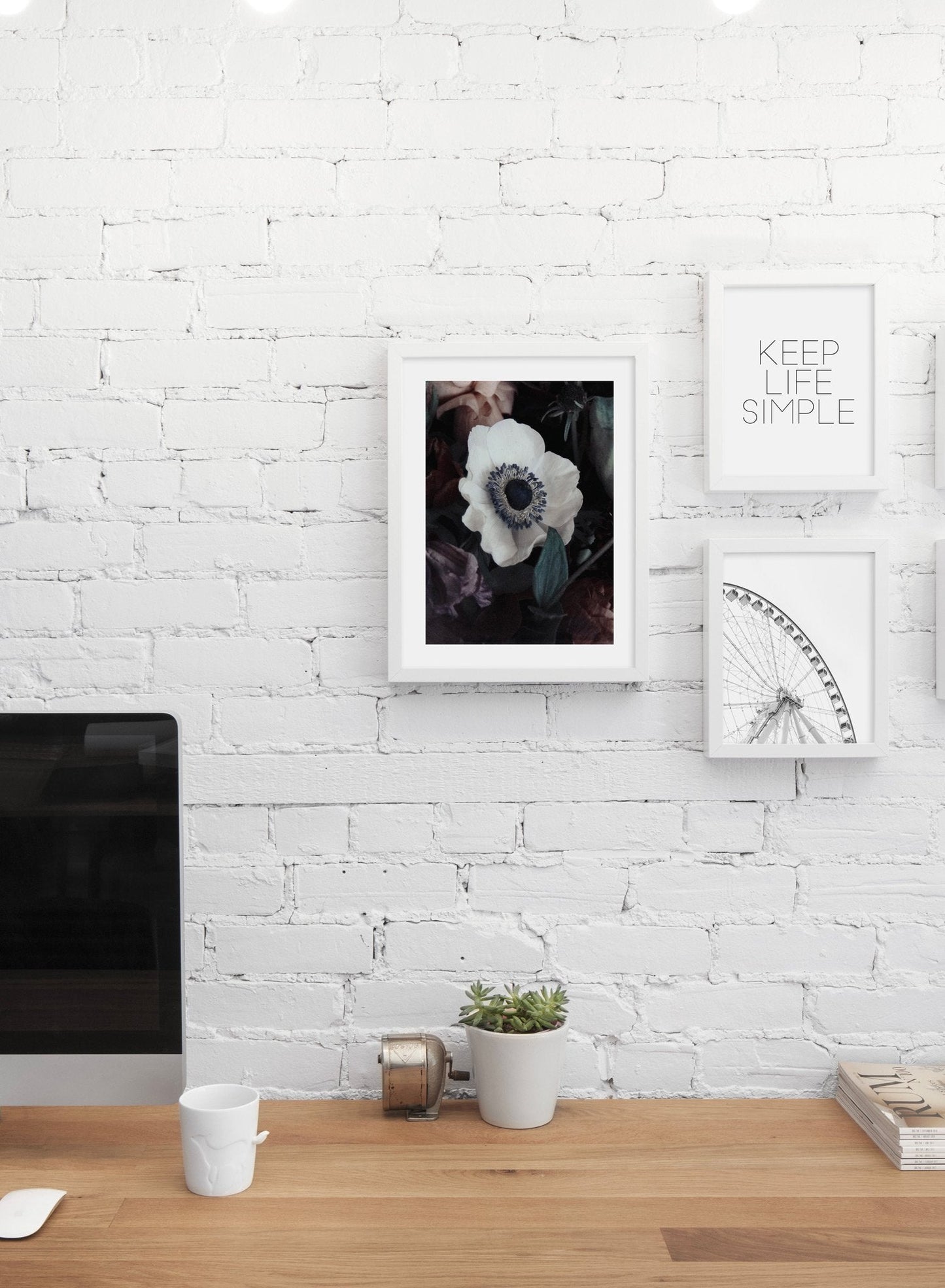 White Flower, Poster