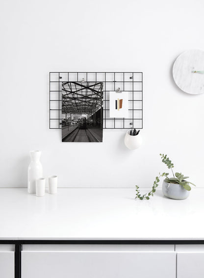 Departing, Poster