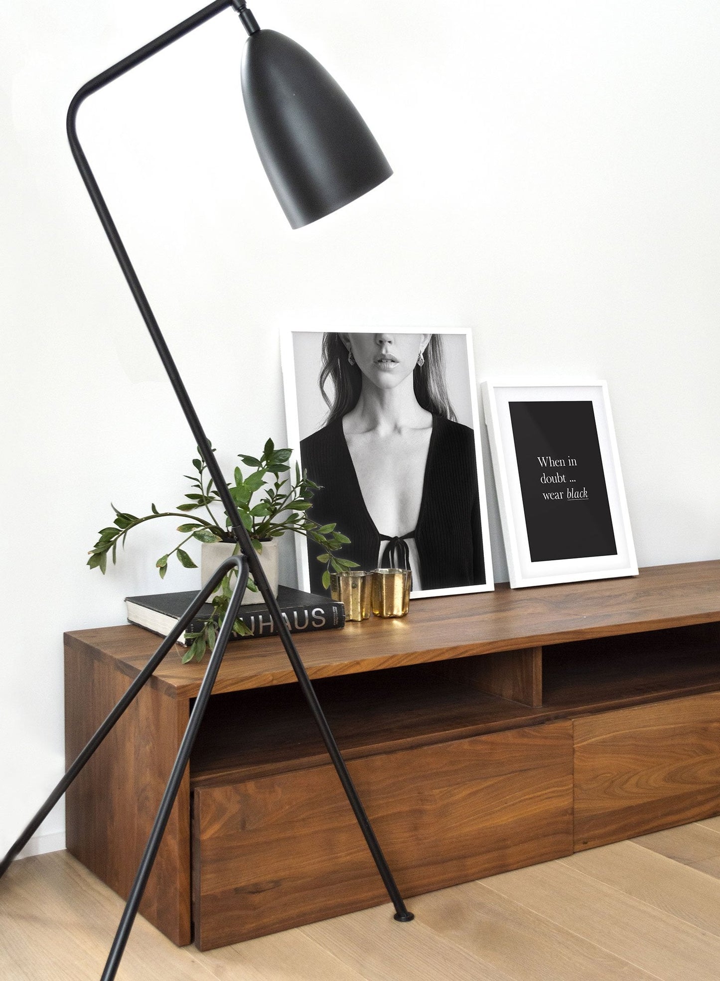Cardigan, Poster