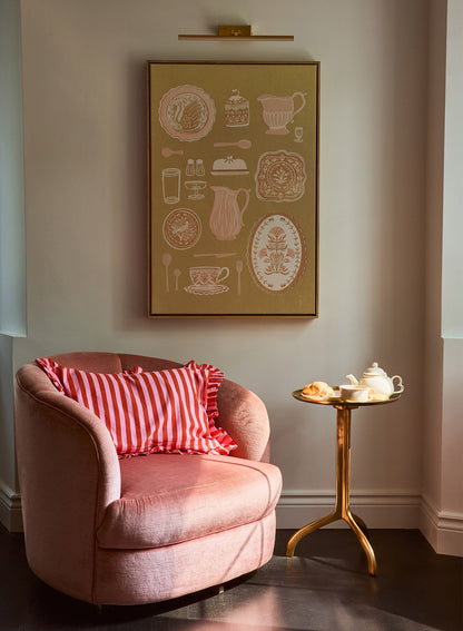 Pinky Up, Poster